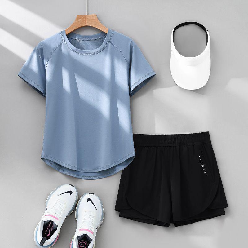 2026 Summer Women's Quick-Dry Sports Set: Loose Fit Yoga & Running Wear with Sweat-Absorbing Short-Sleeve Top