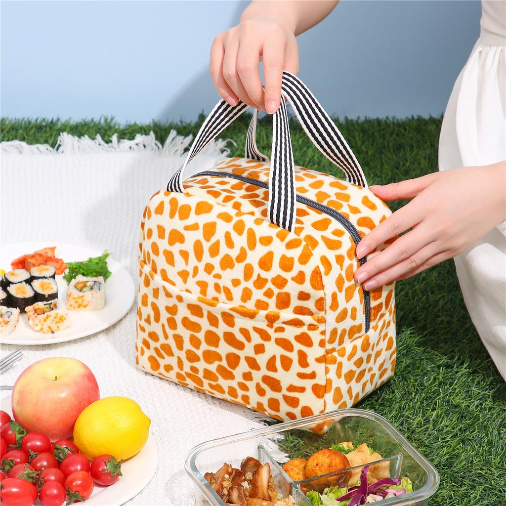 New Animal-patterned Insulated Bags  Hand-held Lunch Bags  Travel and Picnic Lunch Box Bags  Lunch Bags for Work and School  Bento Bags