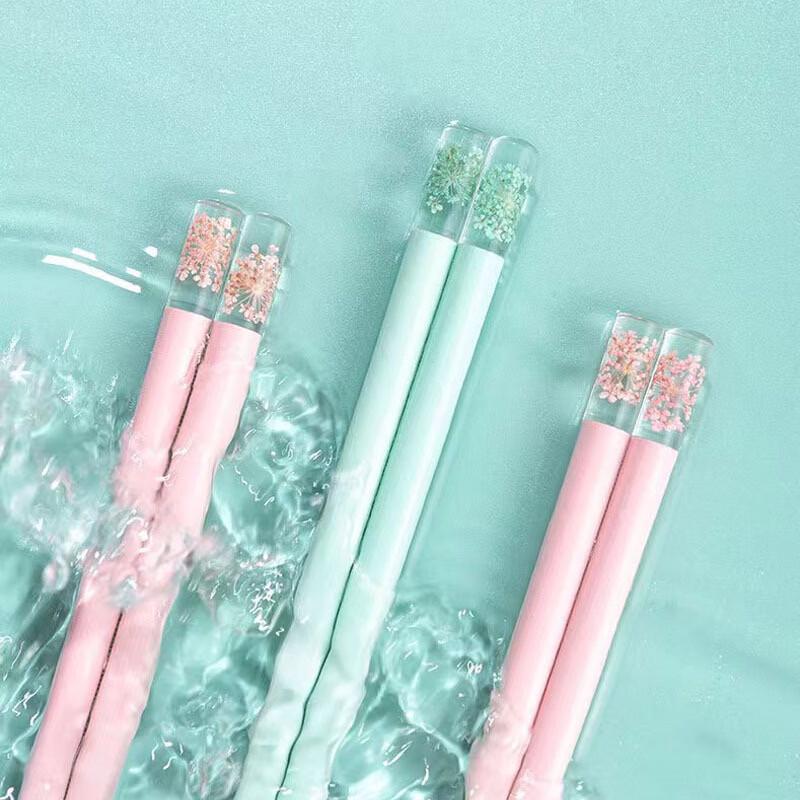 

Floral Alloy Chopsticks