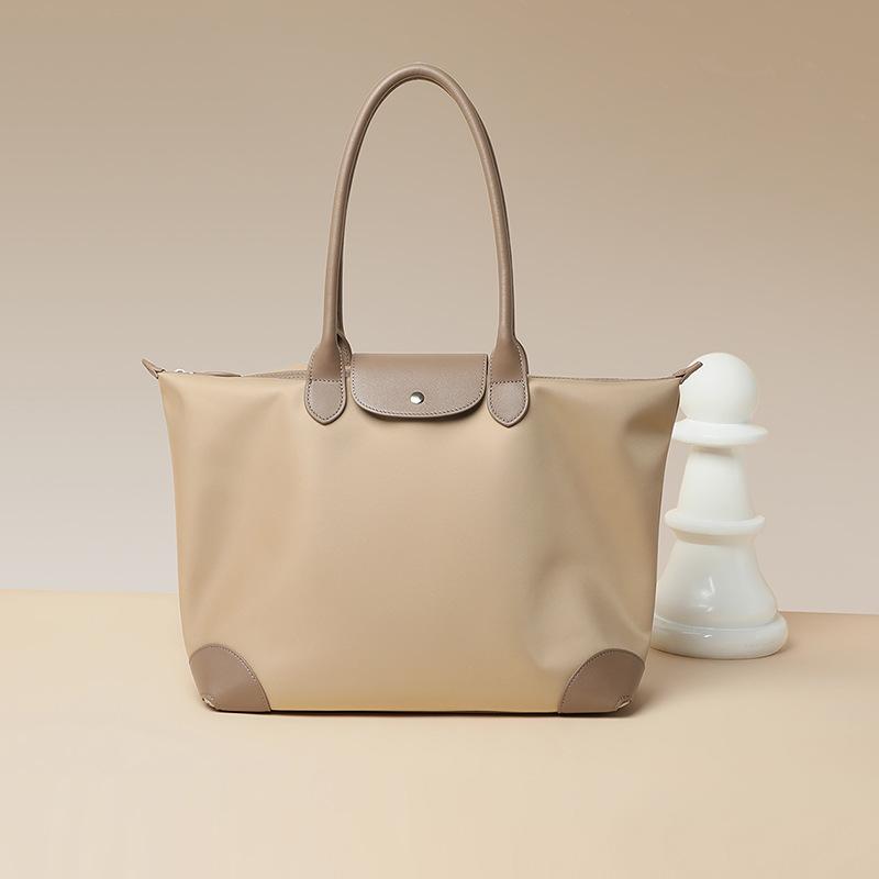 2025 New Women's Tote Bag, Commuter Bag for Autumn and Winter, Large Capacity Canvas Shoulder Bag, Travel Bag