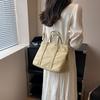 Sac tendance, nouveau sac bandoulière simple et grande capacité, sac à main littéraire et minimaliste pour femme