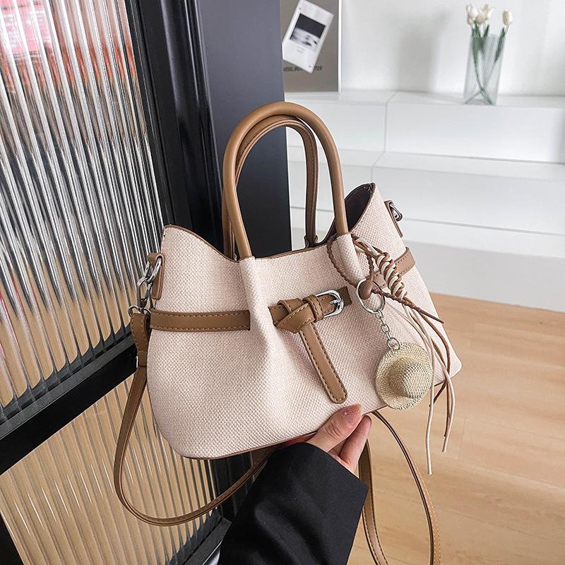 Stylish Large Capacity Versatile Tote Bag, Light Luxury Single Shoulder Casual Underarm Bag for Women