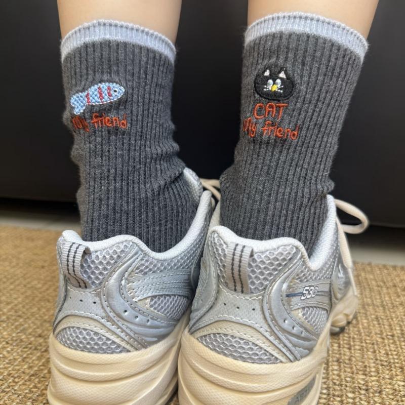 Chaussettes en coton à poils longs pour femmes, nouveau style d'automne, version AB personnalisée, chat brodé, petit poisson, lettres, à poils longs tubulaires