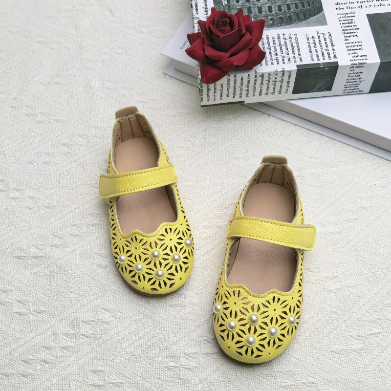 Fashion Girls Shoes Summer New Kids Sandals Soft Soled Girls Casual Shoe Anti Slip Child Leather Shoes Simple Girl Princess Shoe