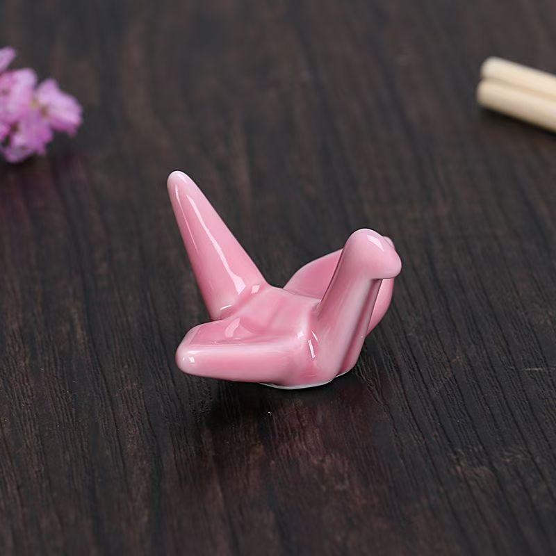 1pc Japanese-style Creative Butterfly Chopstick Rack Ceramic Craft Kitchen Decorated Tableware Spoon Chopstick Rest Shelf