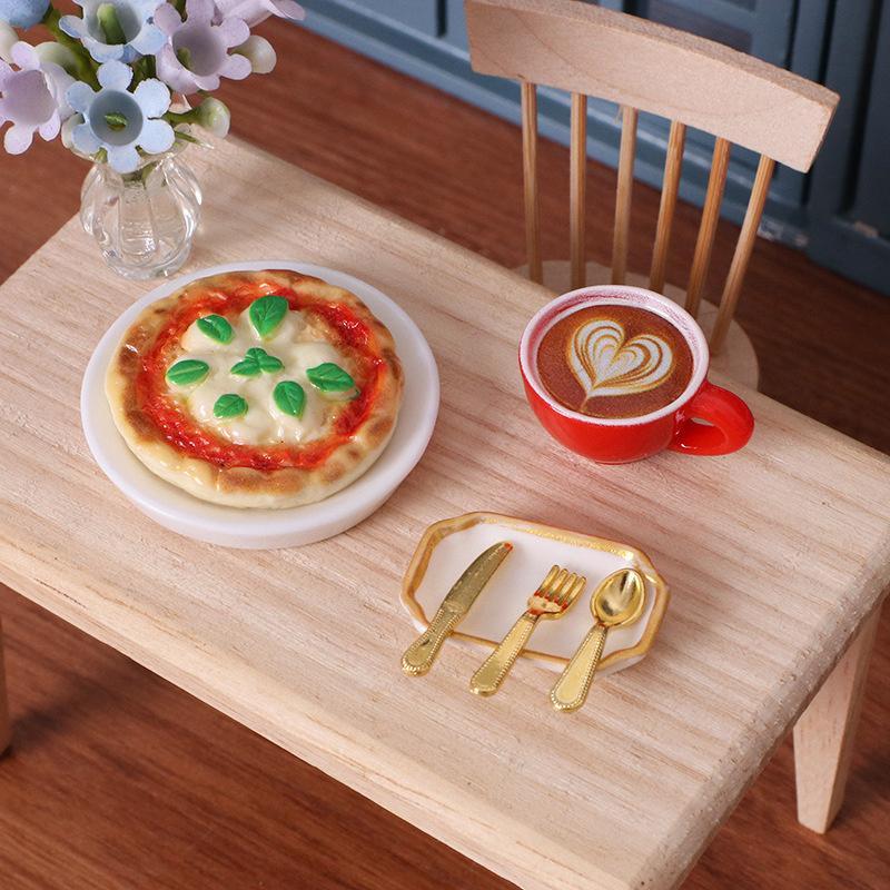 7Pcs/Set Dollhouse Miniatures Cheese Pizza Tableware Mini Cutlery Knife Fork Spoon Set Diy Tableware Doll Accessories