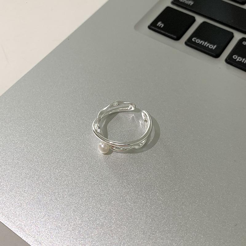 

Artistic Korean Geometric Pearl Ring For Women Adjustable Size Trendy 2023 Summer J3017