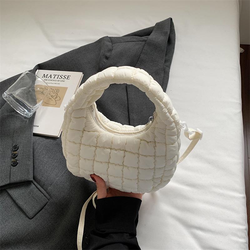 

Cloud Pleated Small Bag Women s 2025 Summer New Casual Lightweight Casual Dumpling Bag Commuter Shoulder Crossbody Bag