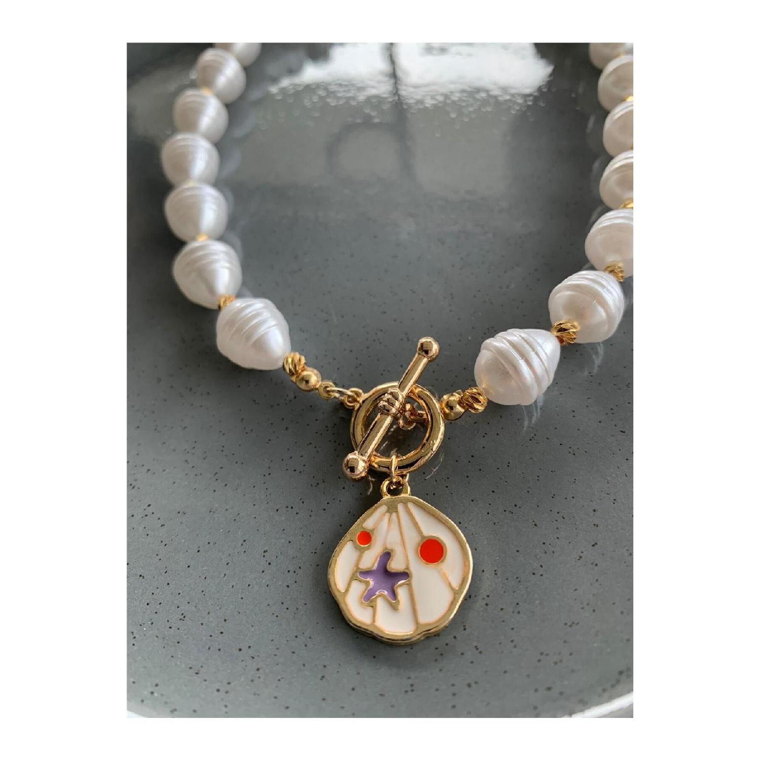 

Baroque Style Pearl And Shell Pattern Necklace белый