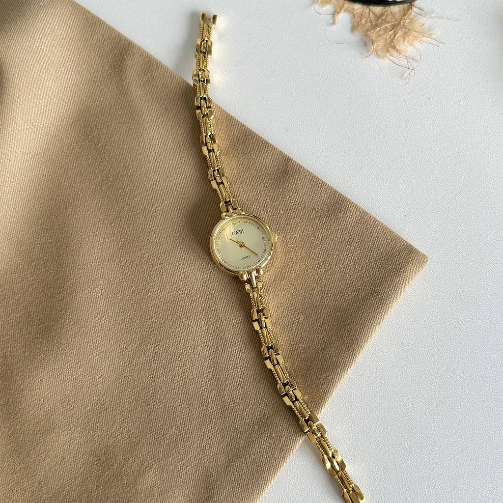 Vintage Gouden Dameshorloge Collectie Retro Rechthoekig Ovaal Wijzerplaat Luxe Metalen Armband Quartz Polshorloge Elegante Jurk Horloges