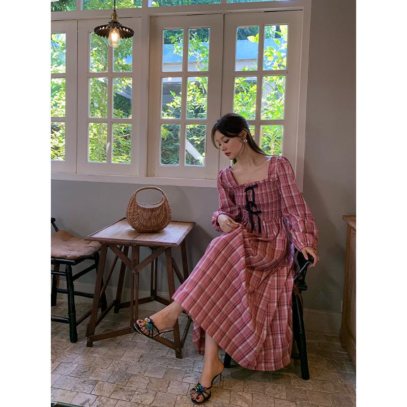 NEWOPEN 2025 Early Spring French Retro Striped Waist-Hugging Dress C3617
