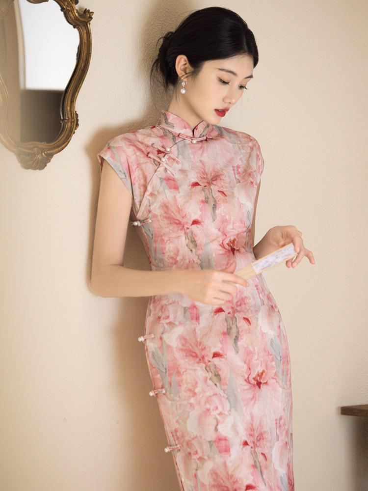 Jinxiu Yifen Se Sleeveless Qipao: Summer 2025 Plus-Size Slimming Dress for Women