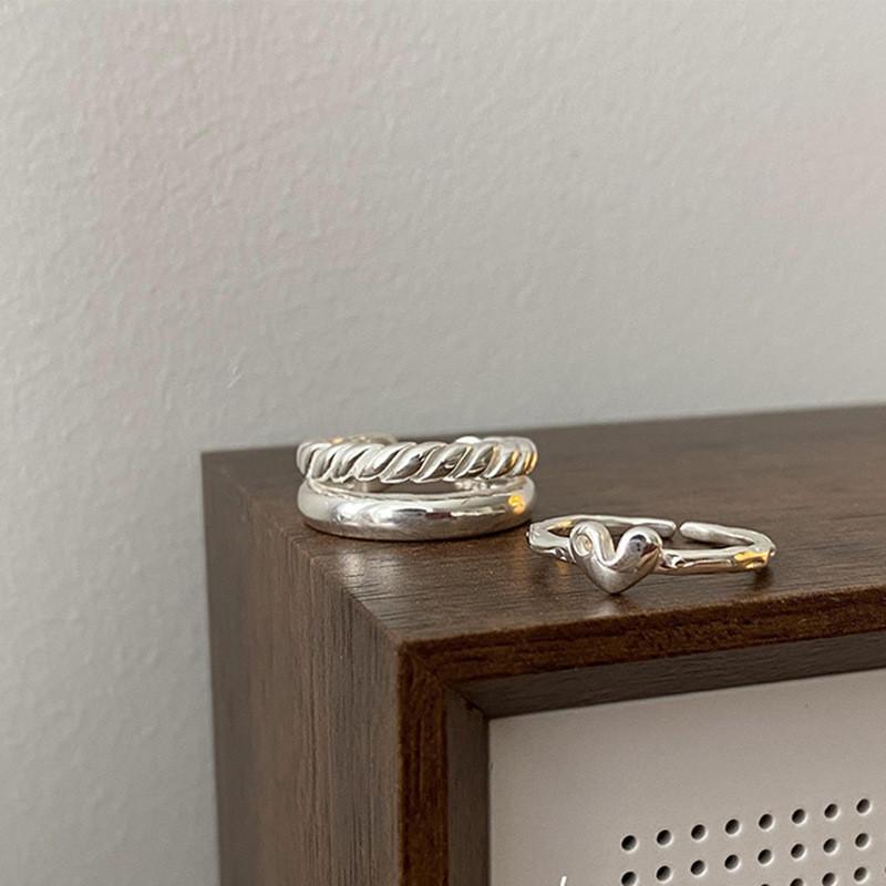 Heart Forward Fashion Shaped Adjustable Ring For Women Embracing Vintage Charm And Modern Style