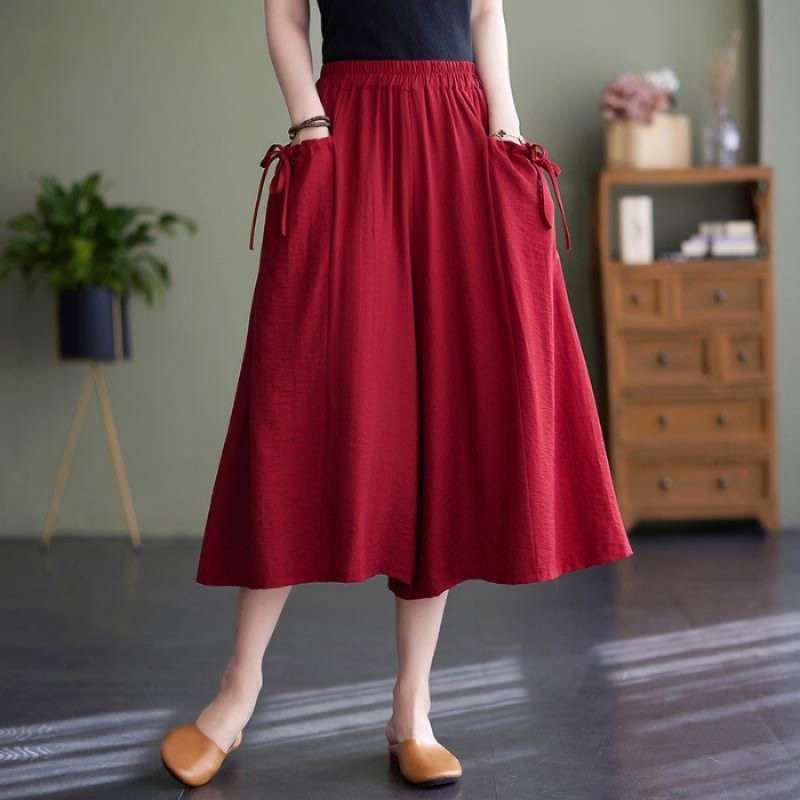 

Women s Nylon Wide-Leg Cropped Pants, Summer 2026 - Solid Color, Elastic Waist, Loose Fit, Plus Size, Flare Design, Casual. 5XL червоний