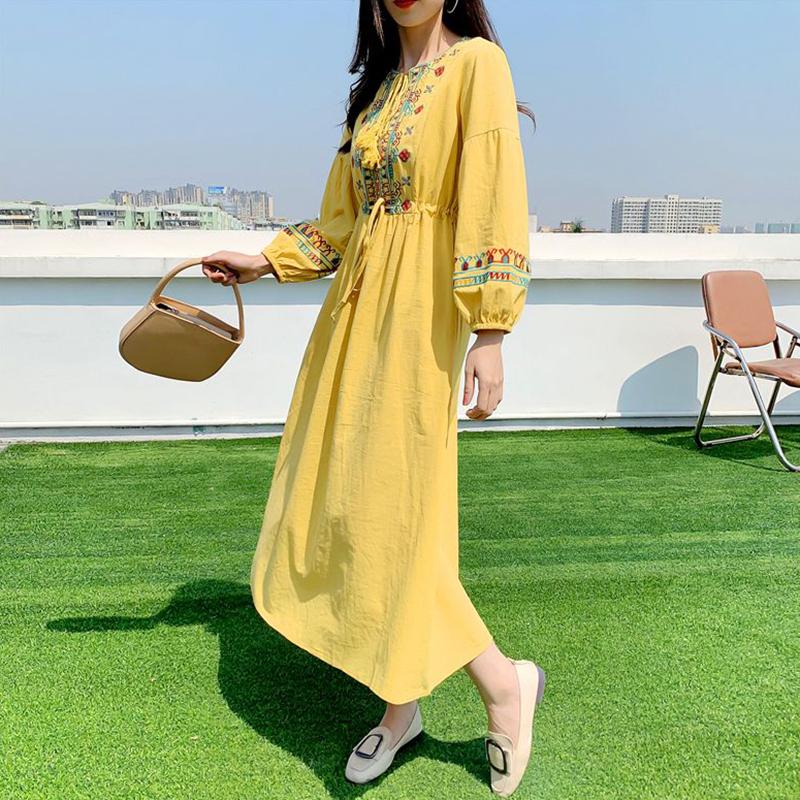 Ethnic Wind Long Dress Embroidered Cotton and Linen White Long Dress Beach Vacation Dresses for Women