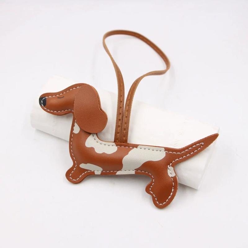 Pendant Leather Dog Keychain, Dachshund Bag Charm, Cute Keychain Accessory, Suitable For Backpack, Tote