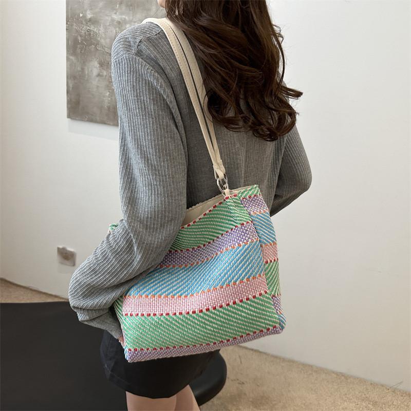 Contemporary Large Capacity Woven Tote Bag With Elegant Stitching Details Perfect For Casual Days