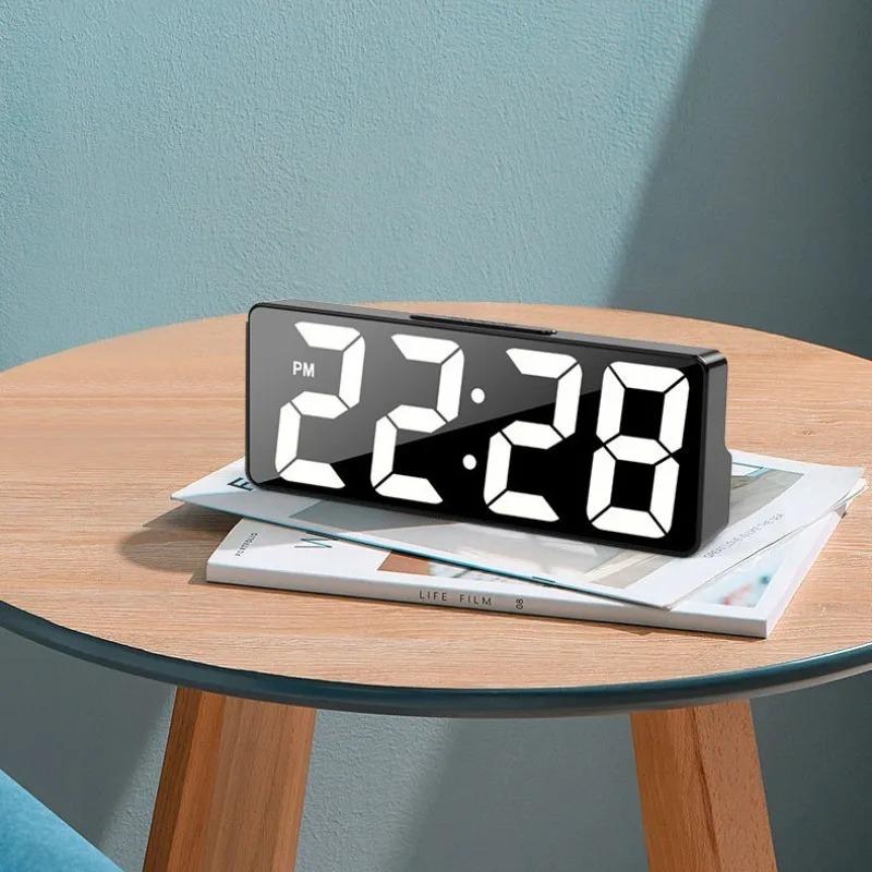 Digital Clock LED Wake Up Light Alarm Clock Bedroom Electronic Desktop Clock With Temperature Display Adjustable Brightness.