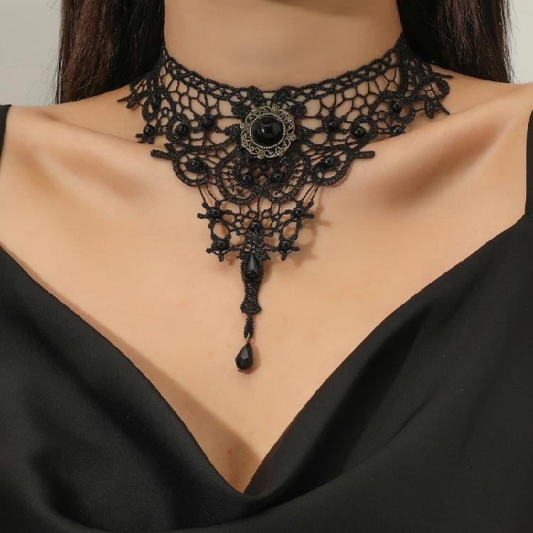 Dainty Lace Crystal Choker Necklace Gothic Lace Choker for Halloween Weeding Costume Party Prom Vampires Choker Gifts
