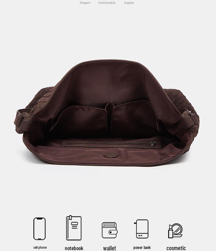 2025 Autumn/Winter Large Capacity Woven Vintage Shoulder Tote