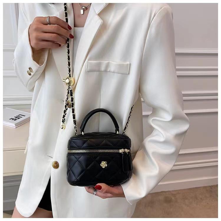 2024 Nanfeng Galaxy Camellia Chain Crossbody Handbag