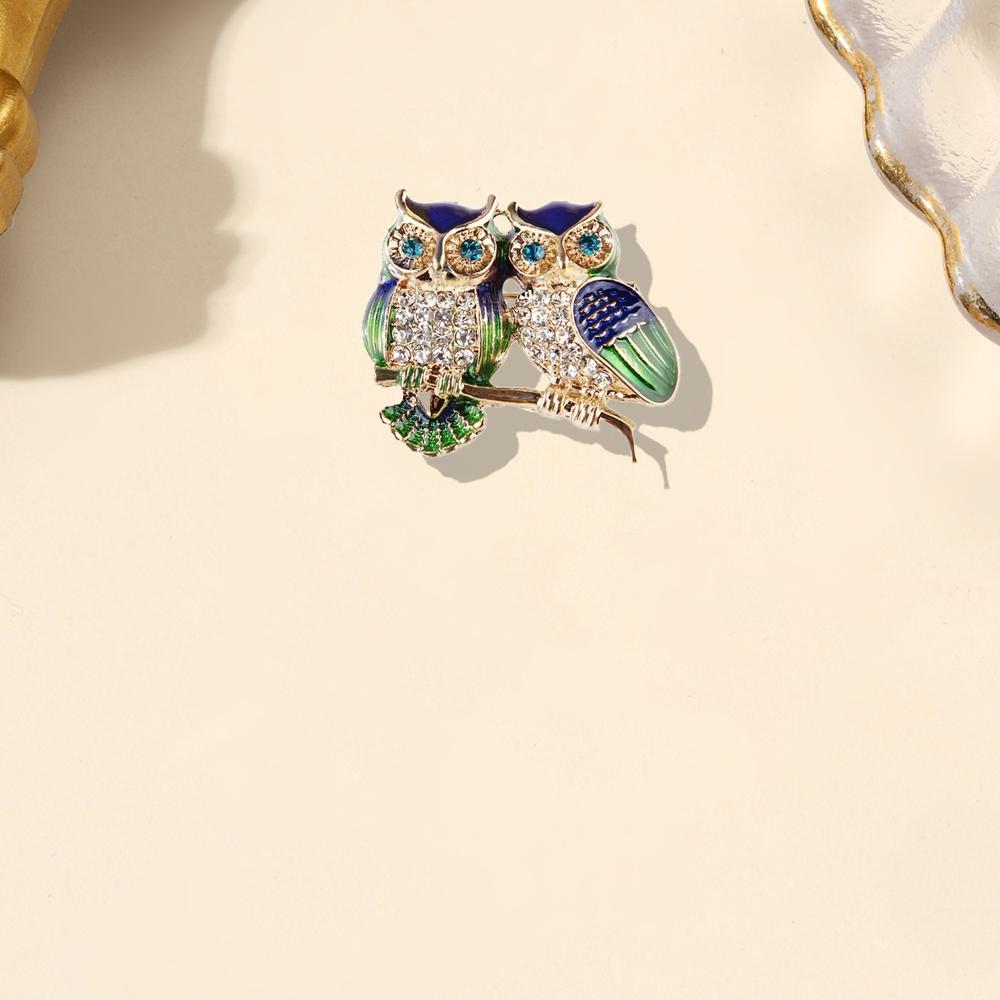 Owl-shaped Brooch Universal Animal Diamond-inlaid Alloy Corsage Pin Trendy Versatile Clothes Scarf Backpack Accessories Brooch