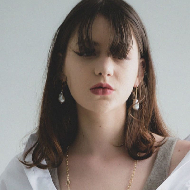 de,deer Baroque Pearl Drop Earrings [2103E004]