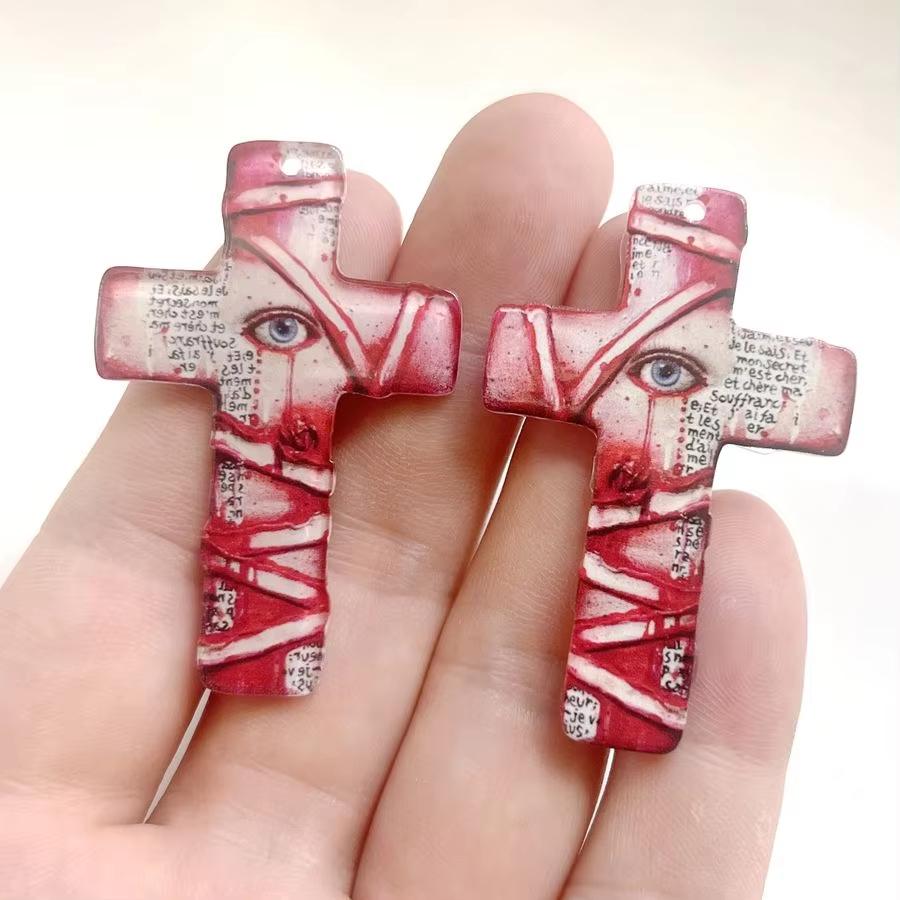 

6 pieces of eye pattern cross pendant scrapbook suitable for DIY holiday decoration accessories of amulets and bracelets красный