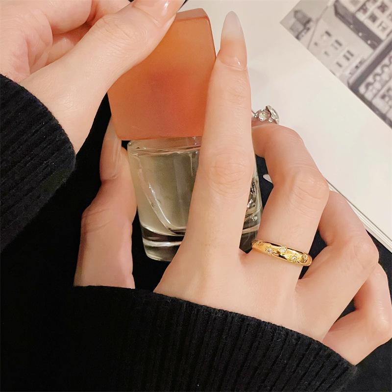 Noble And Simple Medieval Brushed Open Ring Light Luxury High Sense Retro Fashion Diamond Set Niche Design Ring Woman