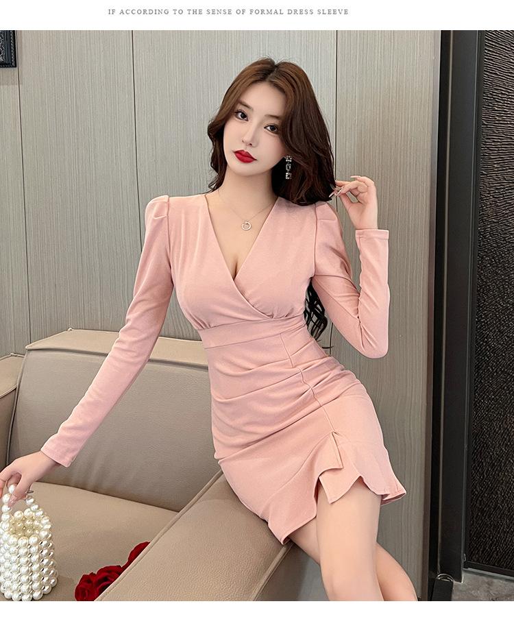 Sexy bottoming hip skirt New women's clothing Celebrity temperament Muse fan v-neck slim dress