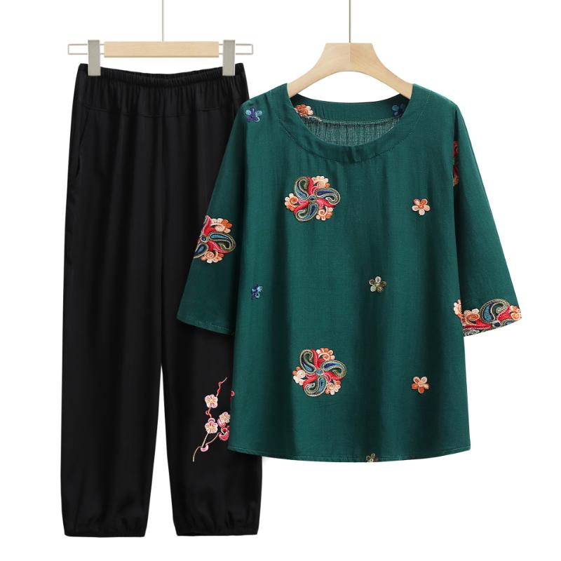 Summer Two-Piece Set Short-Sleeved Embroidered T-Shirt Top Ankle-Length Pants Women Suits Mothes Clothes XL-6XL