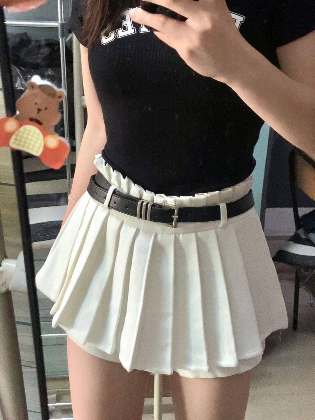 Korean Style Pleated High-Waisted A-Line Skirt for Women - Spring Slimming, Anti-Exposure, Short Length XS
