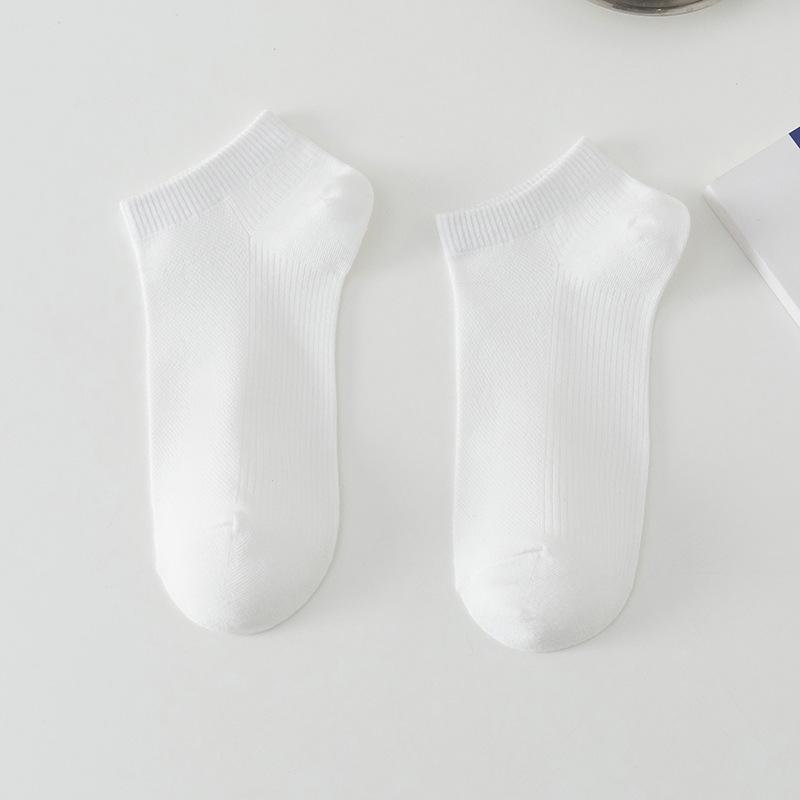 Men's Summer Style Thin Pure Color Breathable Sweat Absorption Simple Shallow Mouth Short Tube Socks