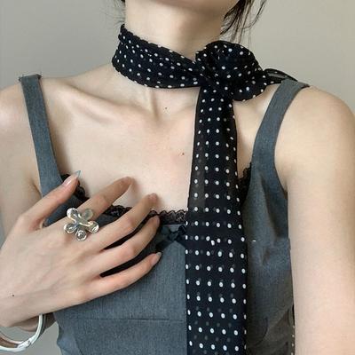 Accessoires – Écharpes et foulards