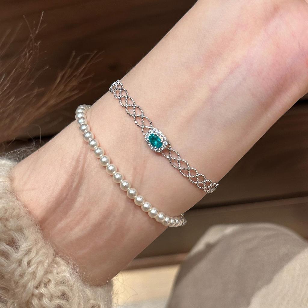 Korean Style Sparkly Zirconia Square Pull-out Bracelet: Chic & Versatile Jewelry for Women