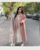 Cappotto di lana di media lunghezza da donna in stile Hepburn - Autunno/Inverno 2024