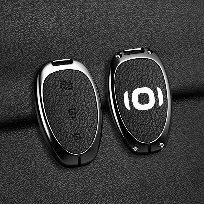Qiyuan A07 Bluetooth Car Key Case - Stylish Metal Hanging Bag for Men and Women
