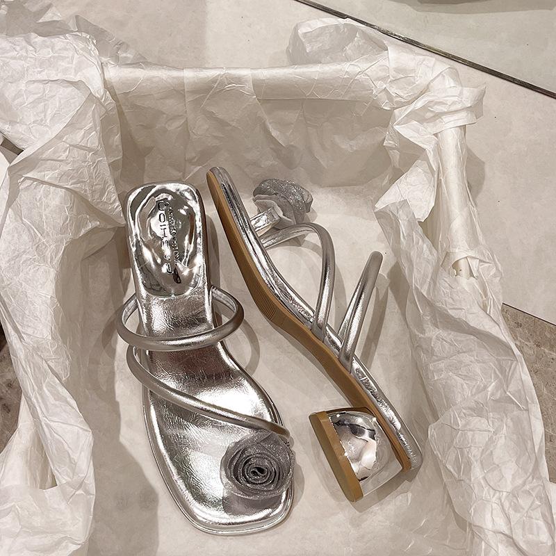 

8527-3 set of toe cool slippers fairy shoes fashion wear 2025 new summer temperament toe sandals 39