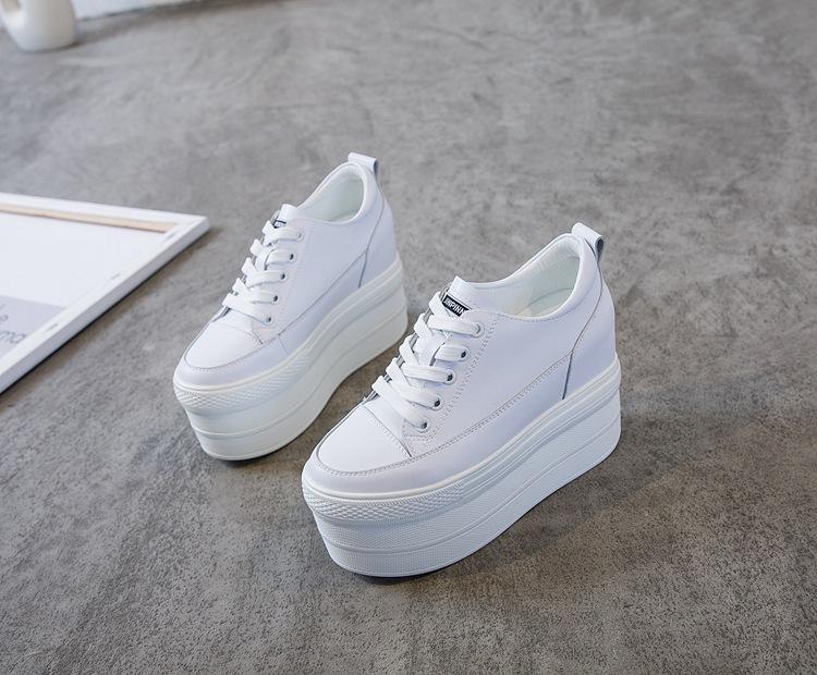 Single Shoes Women's 2025 New Autumn Women's Shoes Leather Surface Platform White Shoes Muffin Heel Height Increase Casual Shoes Lace-up Tide
