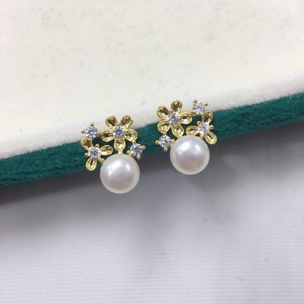 Natural Freshwater Pearl Earrings, Exquisite Small Flowers with Micro Inlaid Zirconia, Fashionable Women's Pearl Earrings for Zhuji