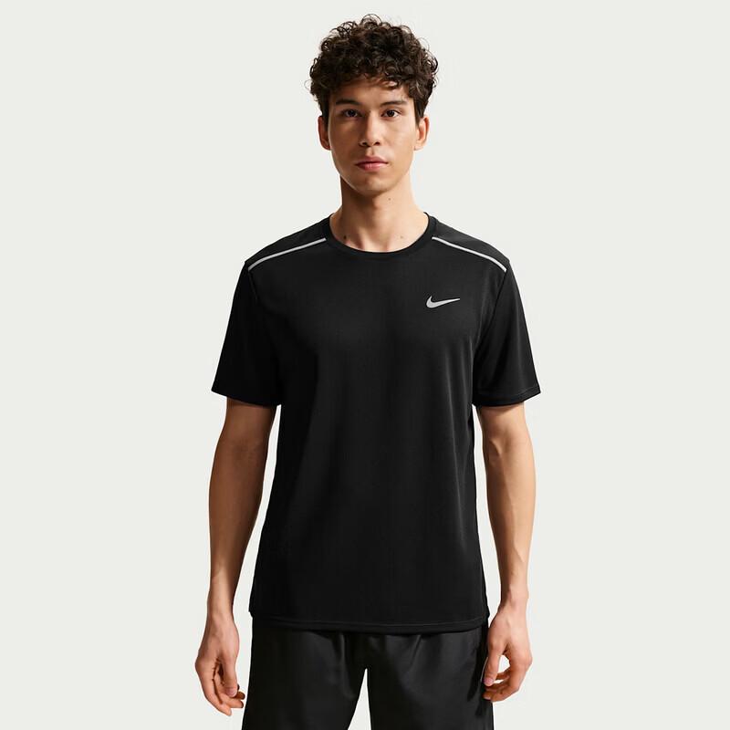 NIKE Men s Breathable Short-Sleeve Training Shirt IF2083 M