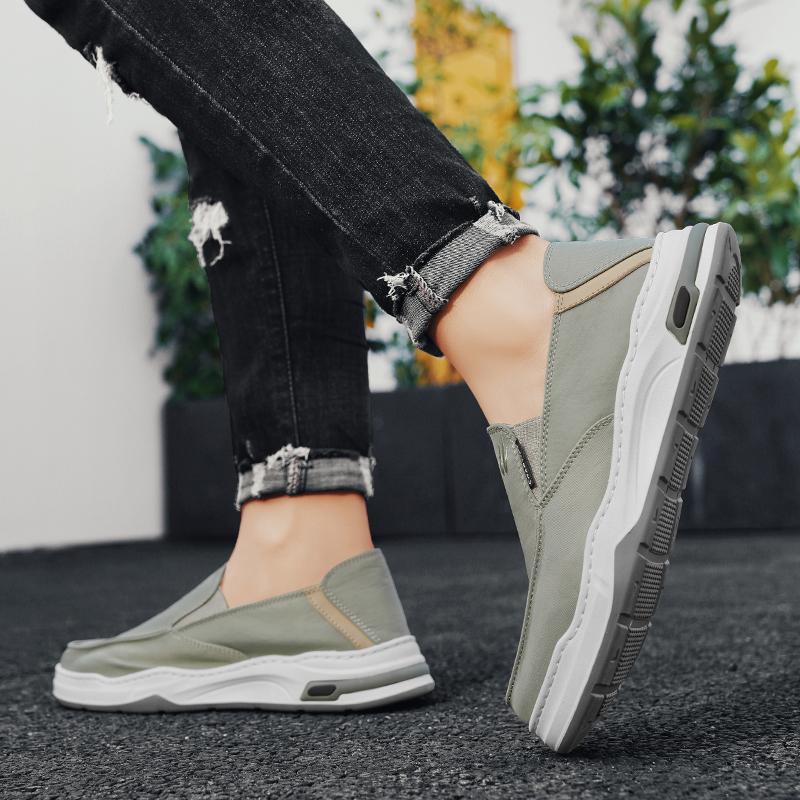 Men's Breathable  New Lazy Shoes Men's Casual Shoes Anti-slip Wear-resistant Work Shoes Soft   Versatile Daily Loafers