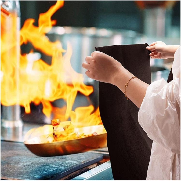 Industrial Strength Fireproof Welding Blanket 100cmx100cm Heat Resistant Carbon Felt Multiple Scenario Protective Layer