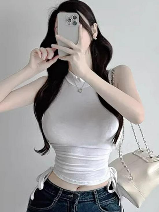 Women's Sporty Style Sleeveless Tight T-Shirt with Ruffled Base Layer, Half-High Neck, Thin and Slightly See-Through