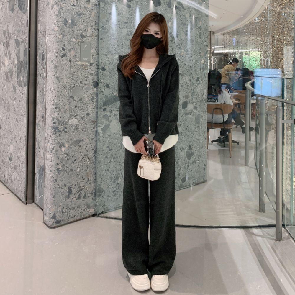 Ensemble décontracté deux pièces pour femmes Printemps 2025: Cardigan Sweatshirt Faux Deux Pièces & Pantalon Large