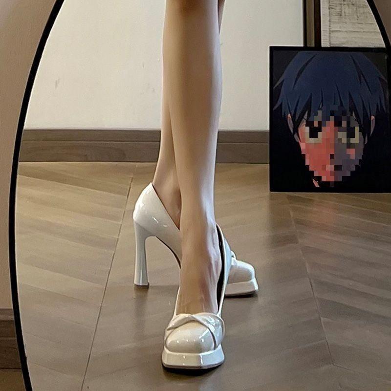 Buty na obcasie damskie nowe seksowne grube obcasy temperament niszowe wodoodporne platforma wszechstronne buty Mary Jane