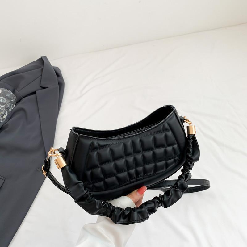 Chic Trendy Baguette Bag 2023 Summer Fashionable Handbag For Women Simple Shoulder Bag чёрный