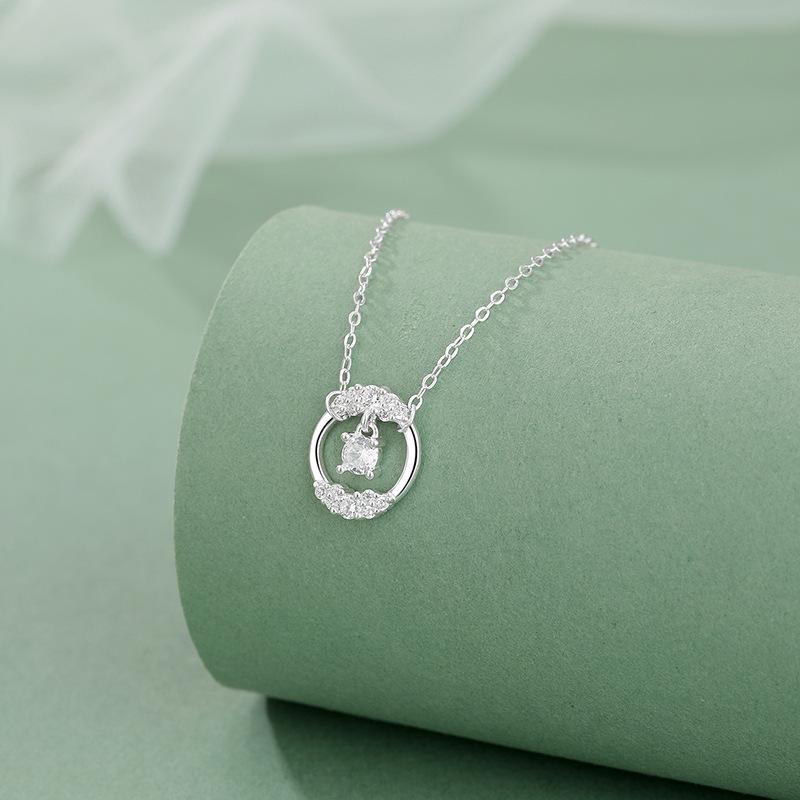 Circular Necklace Fashionable, Fresh, Individualized, Elegant, and Elegant Girls' High Grade Collar Chain