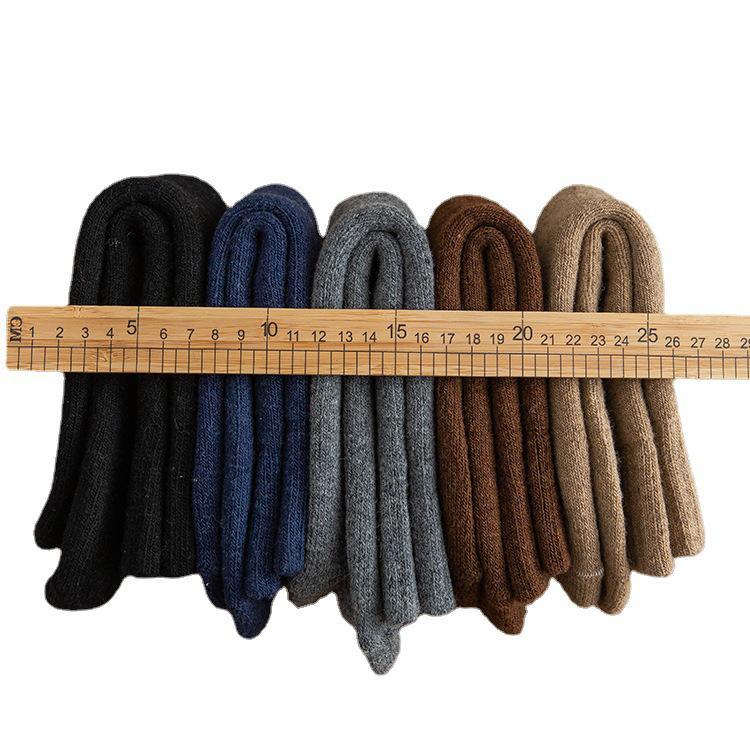 Men's Thick Wool Socks – Medium Tube, Warm and Plush for Autumn & Winter