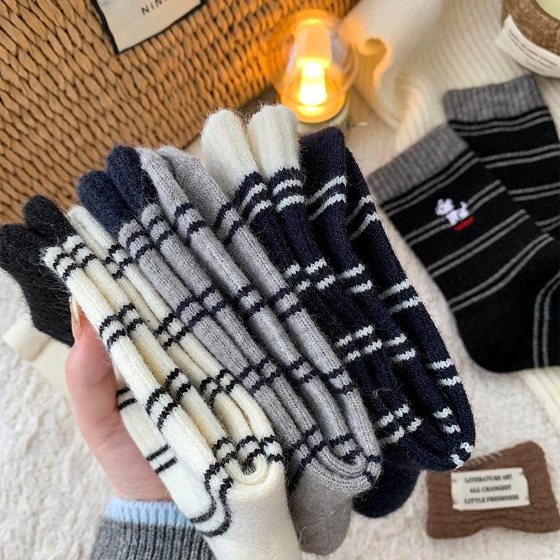 Winter Warm Cartoon Embroidered Puppy Wool Black And White Striped Socks Mid-Leg Socks Korean Thickened Cute